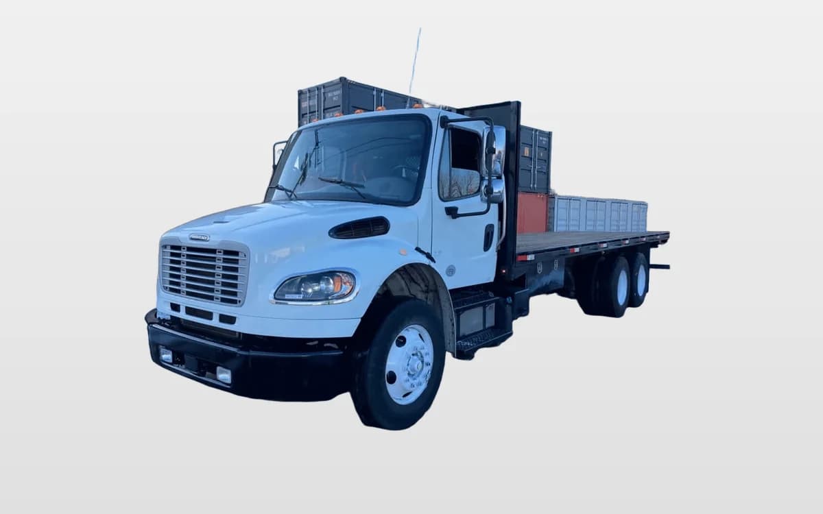2019 Freightliner M2 106 — photo 1