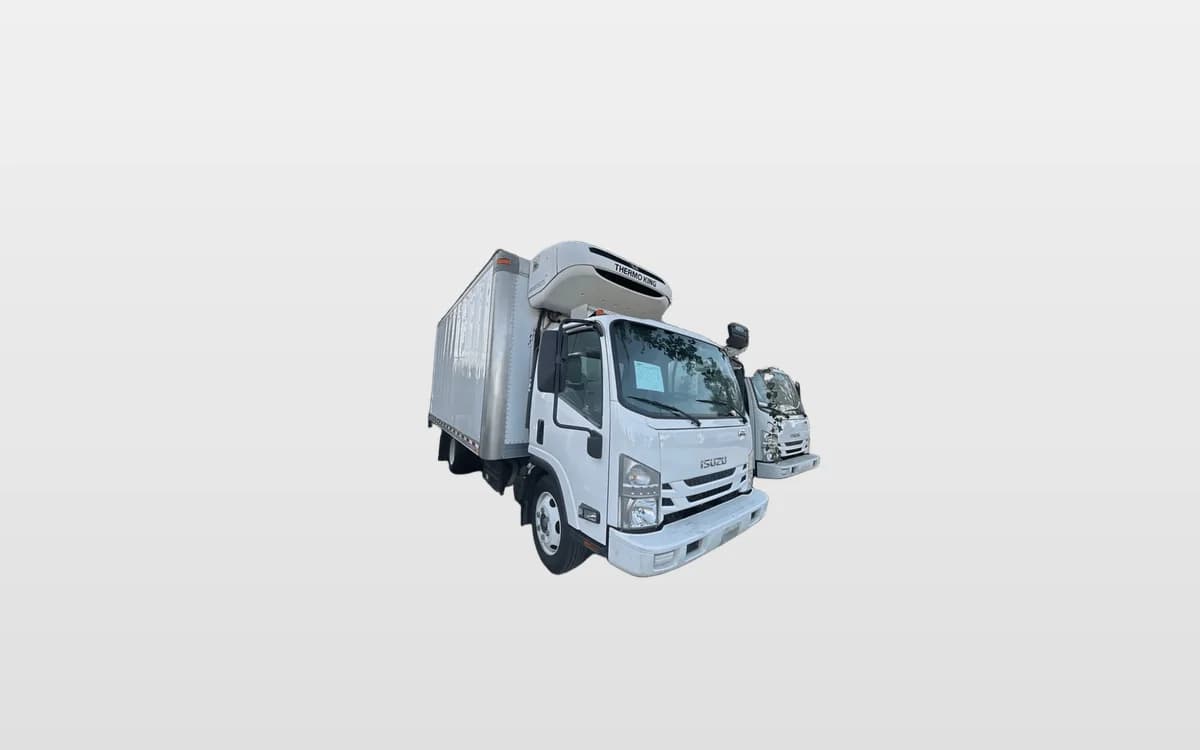 2018 Isuzu NRR — photo 1