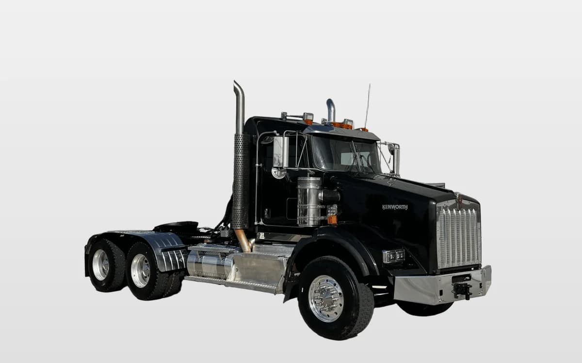 2015 Kenworth T800 — photo 1