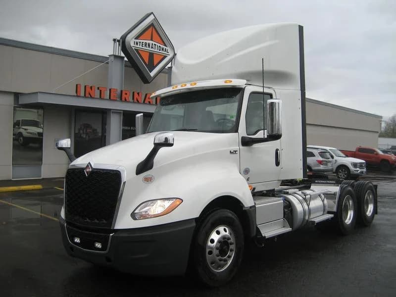 2025 International LT
