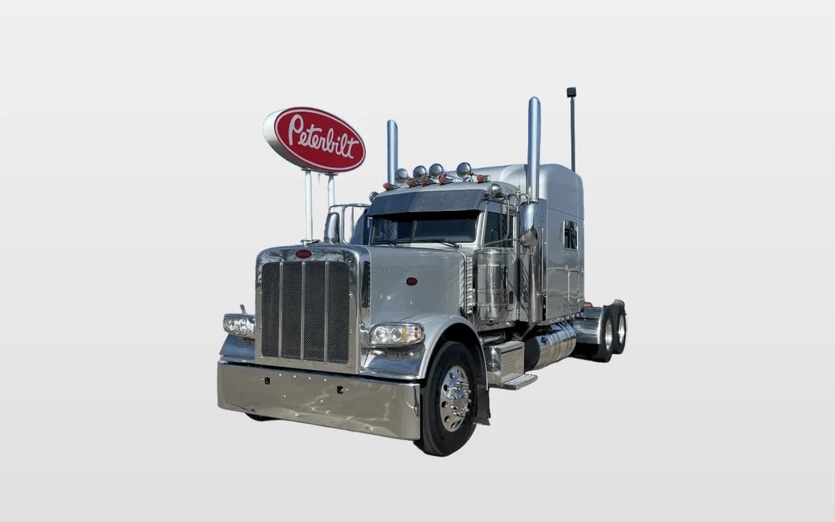 2021 Peterbilt 389 — photo 1