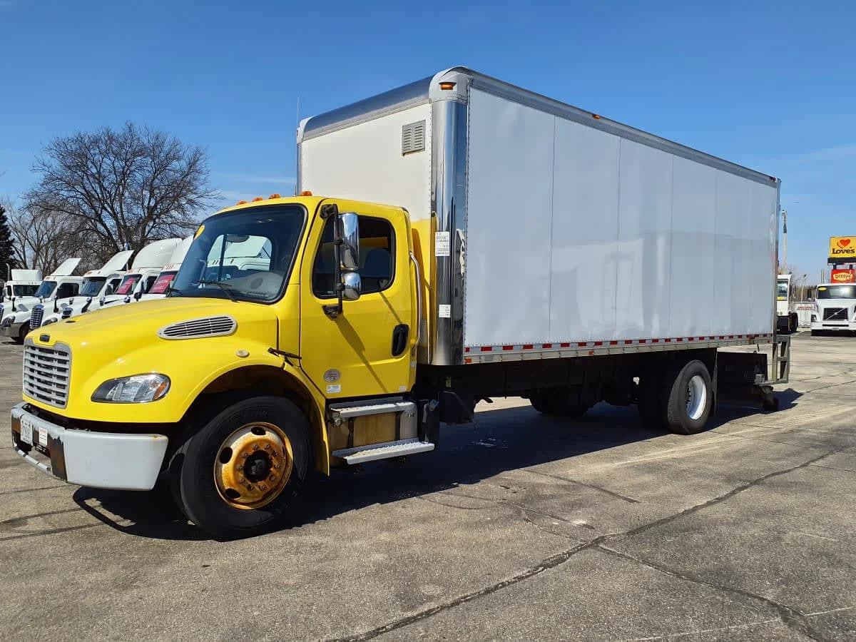 2017 Freightliner M2 106