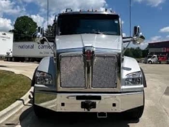 2025 Kenworth T880