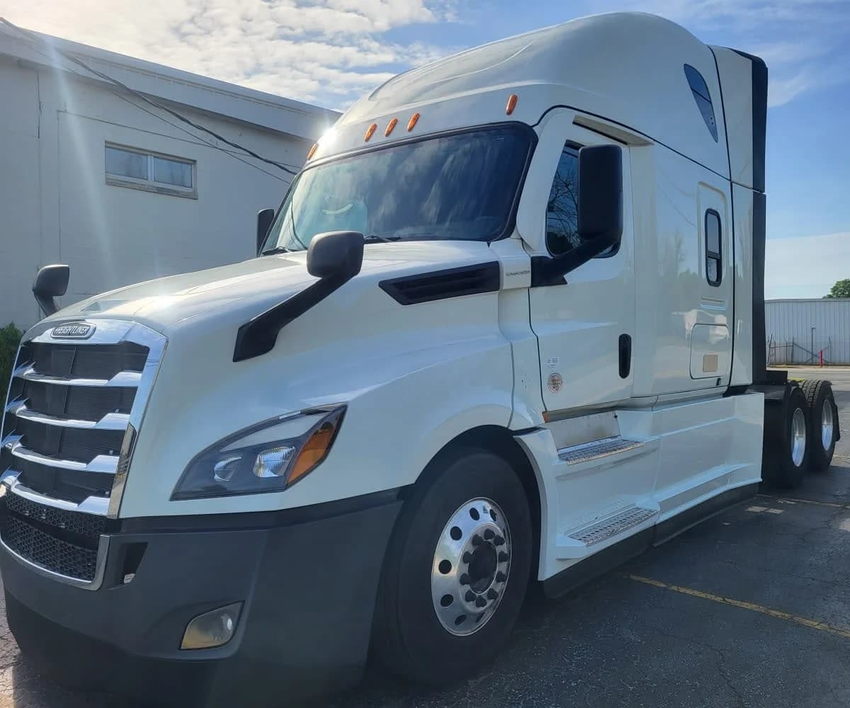2022 Freightliner Cascadia