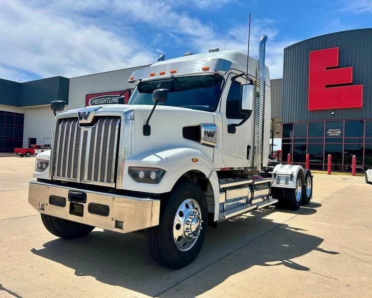 2024 Western Star 49X