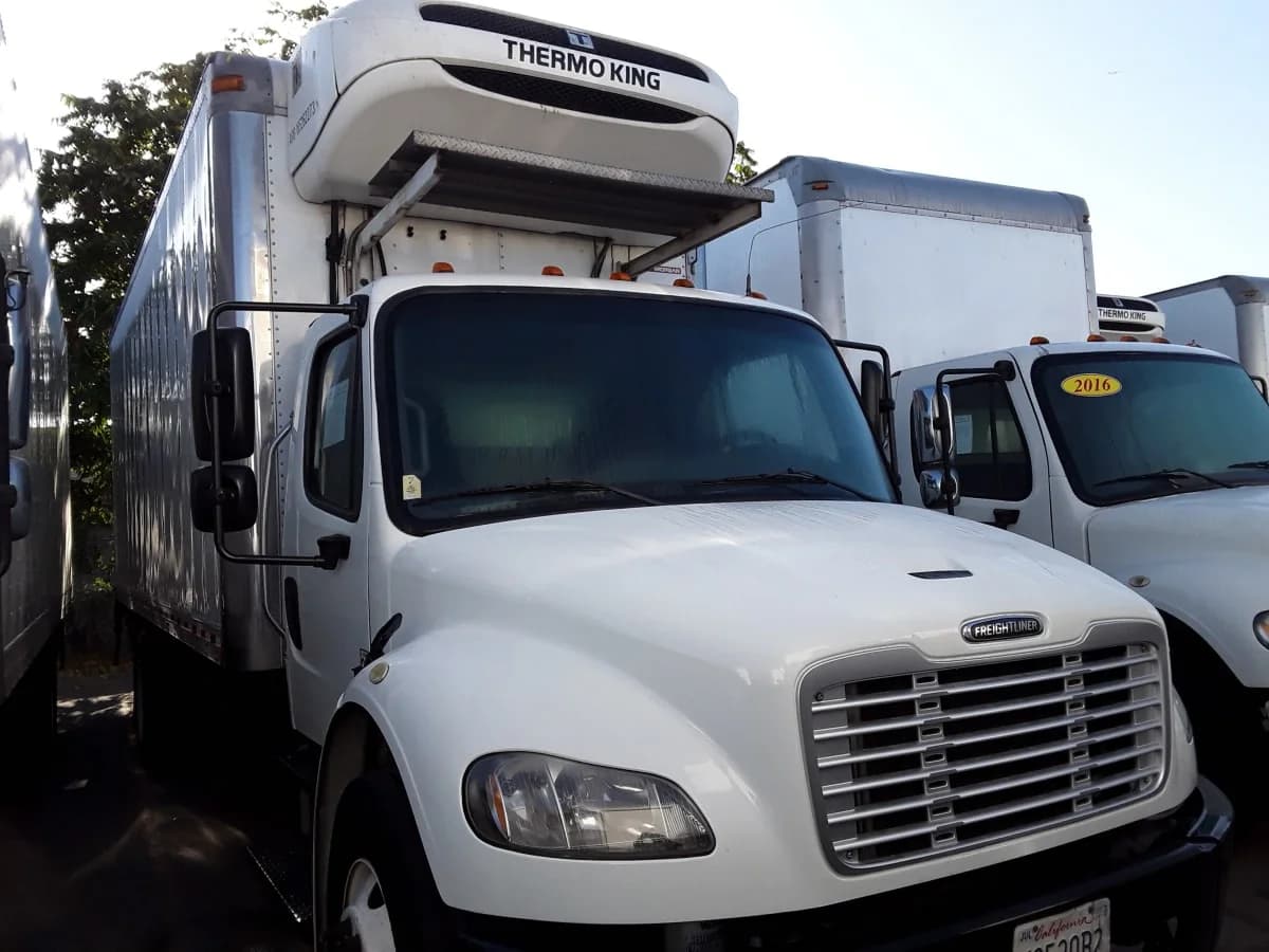 2017 Freightliner M2 106