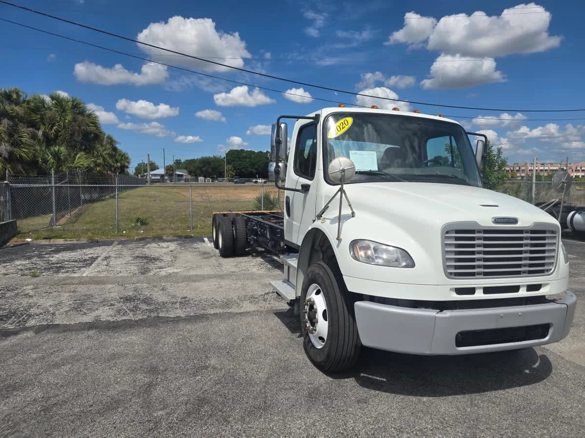 2020 Freightliner M2 106