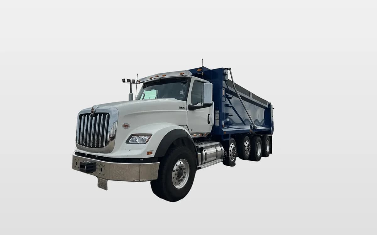 2026 International HX — photo 1