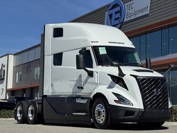 2026 Volvo VNL 860