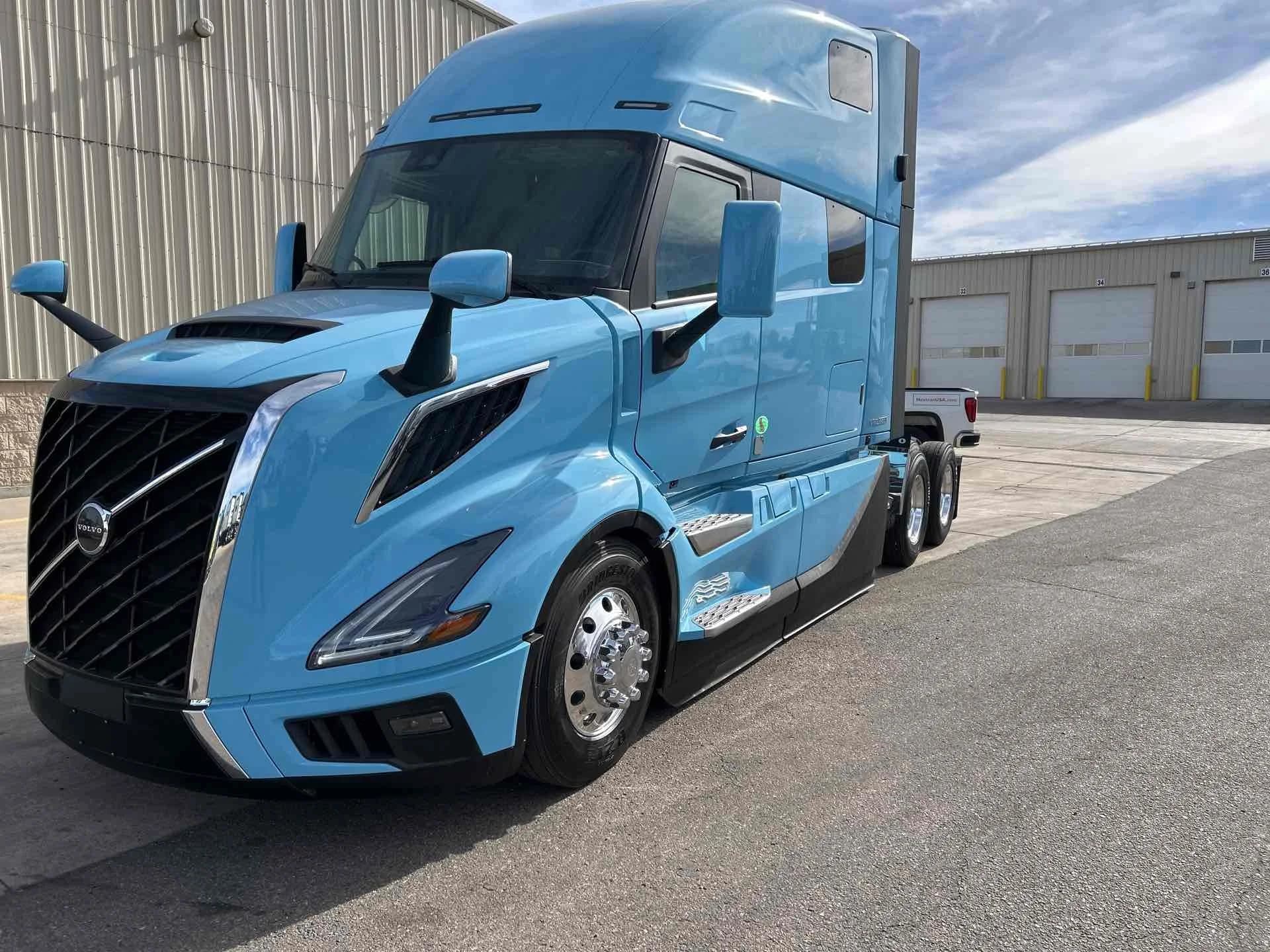 2026 Volvo VNL 860