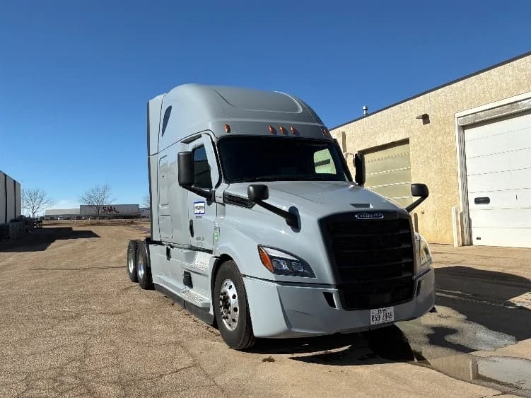 2022 Freightliner Cascadia