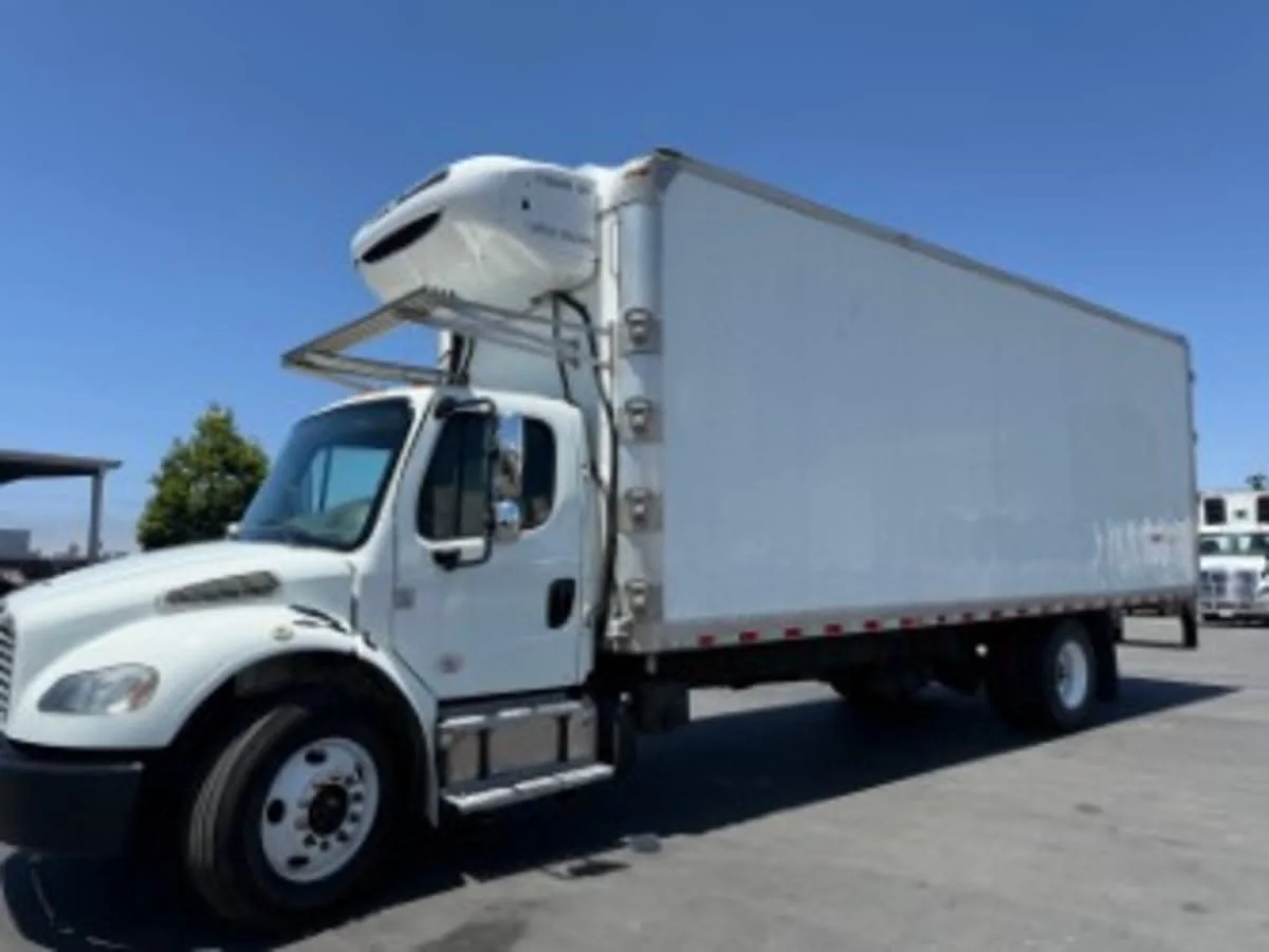 2019 Freightliner M2 106