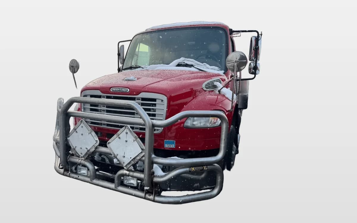 2019 Freightliner M2 106 — photo 1