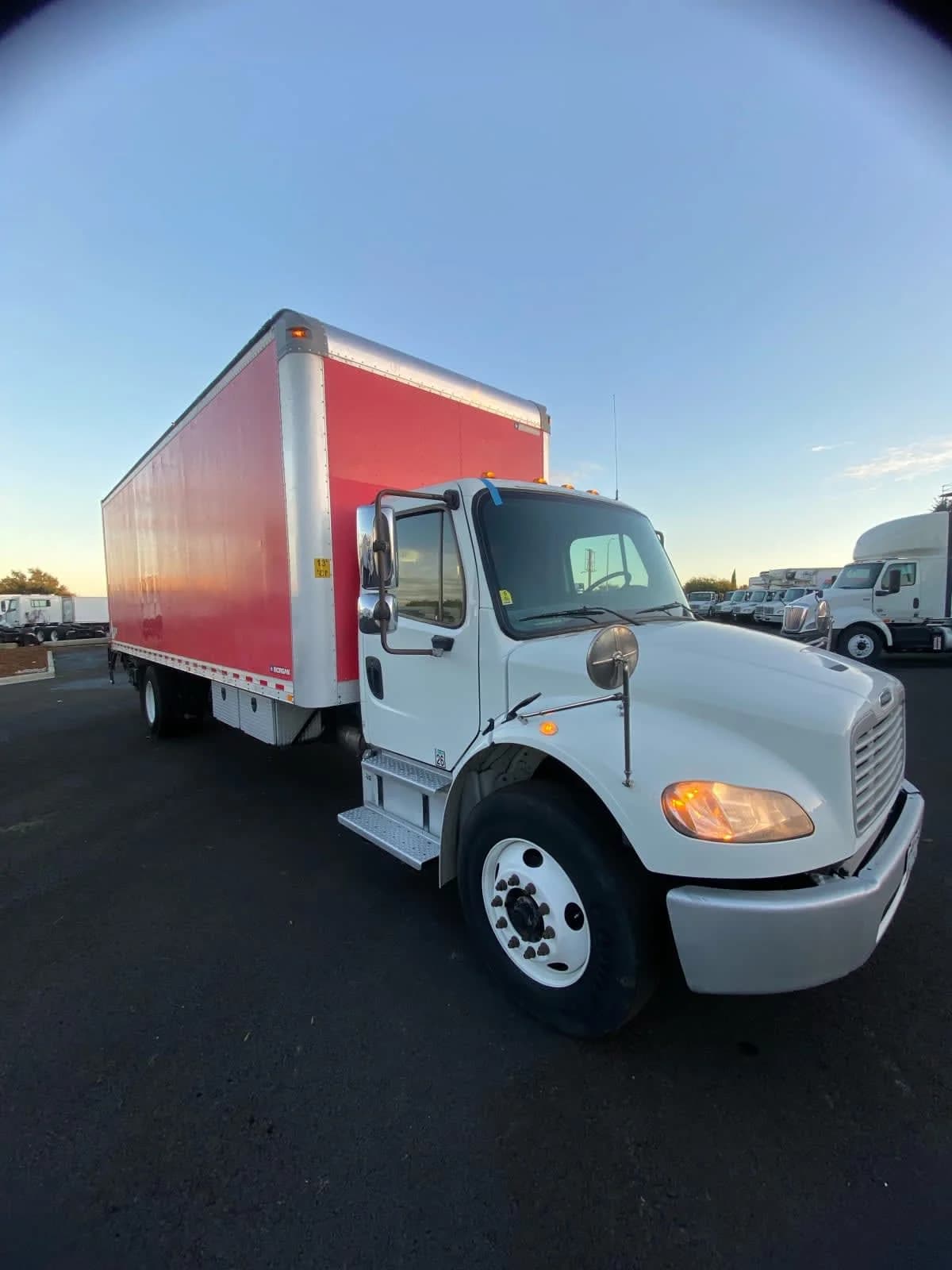 2017 Freightliner M2 106