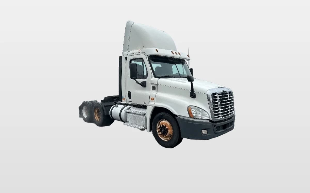 2013 Freightliner Cascadia — photo 1