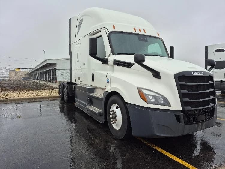 2023 Freightliner Cascadia
