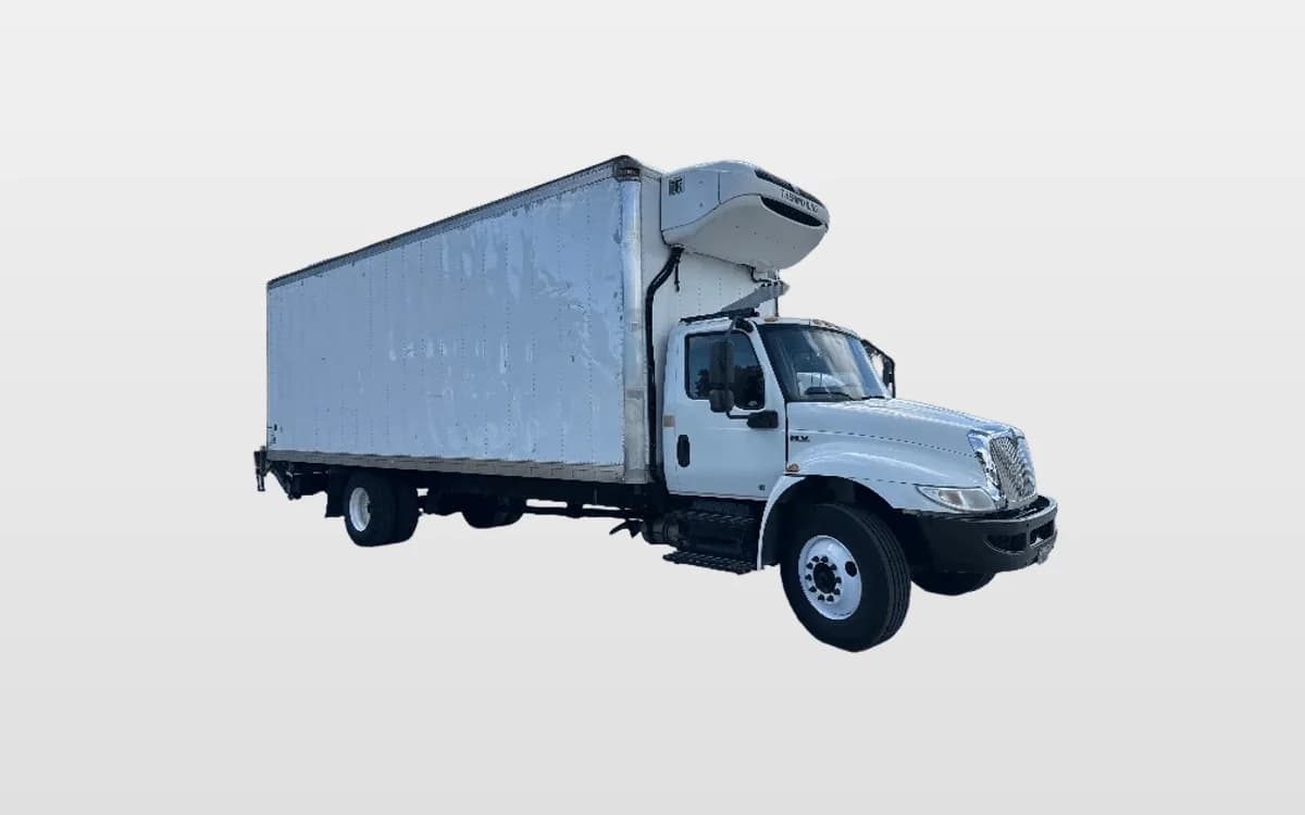 2020 International MV — photo 1