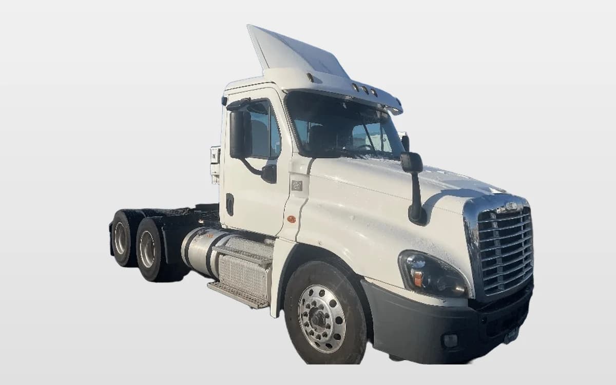 2019 Freightliner Cascadia — photo 1