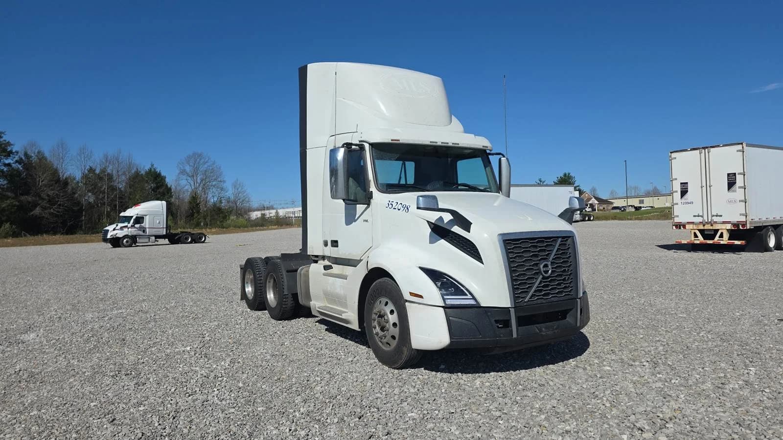 2020 Volvo VNL 300
