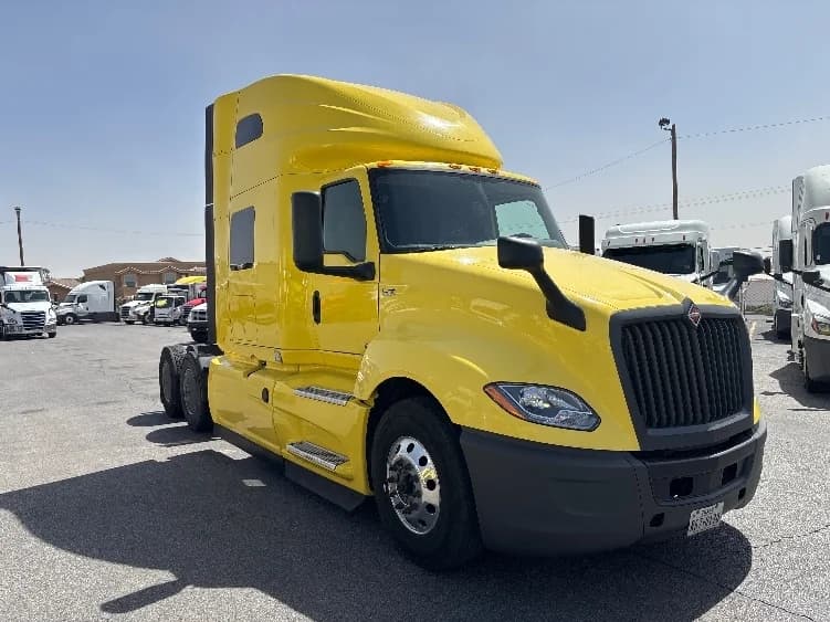 2022 International LT