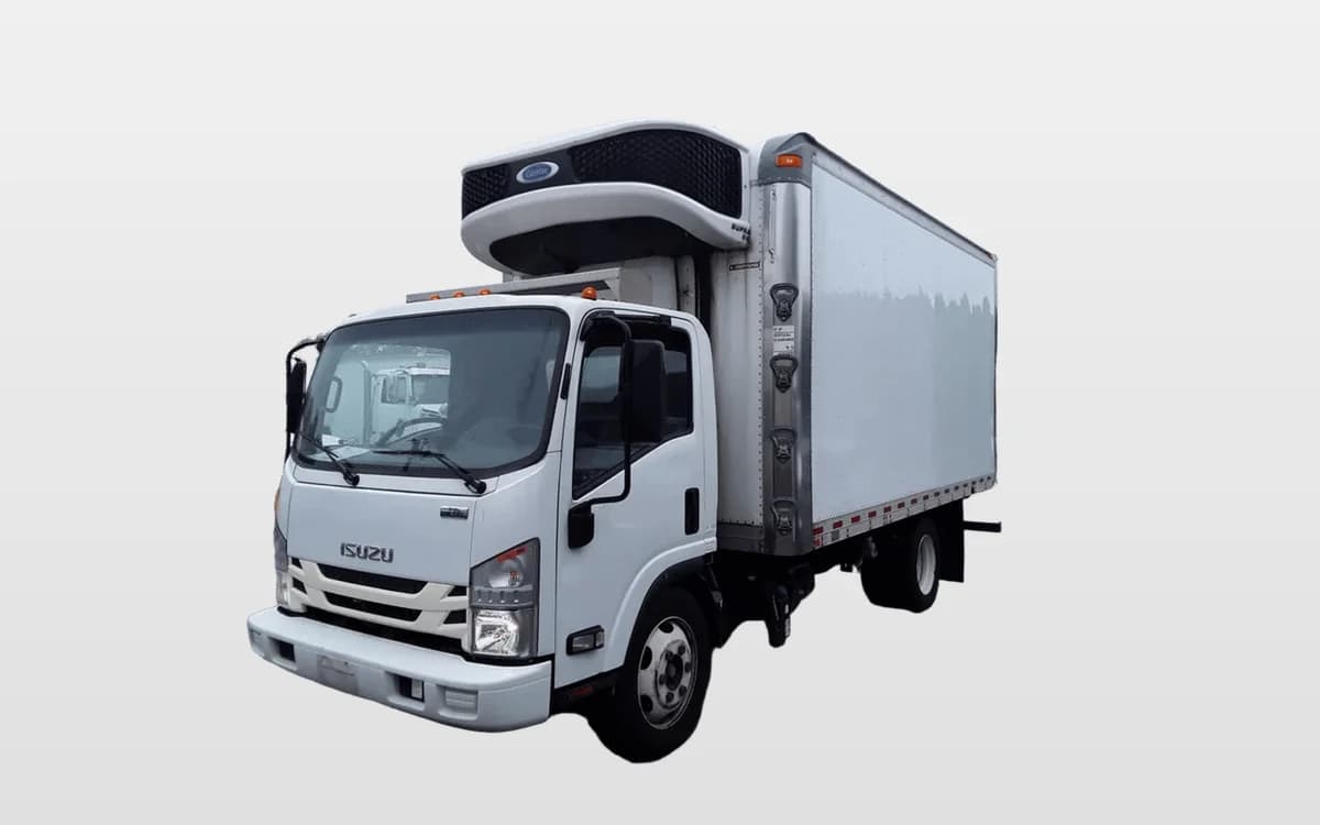 2020 Isuzu NQR — photo 1