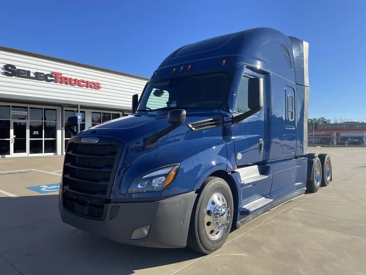 2023 Freightliner Cascadia