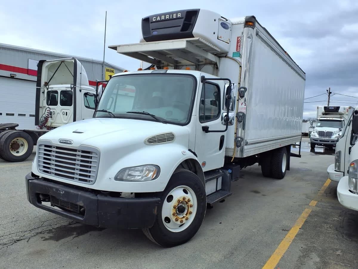 2013 Freightliner M2 106