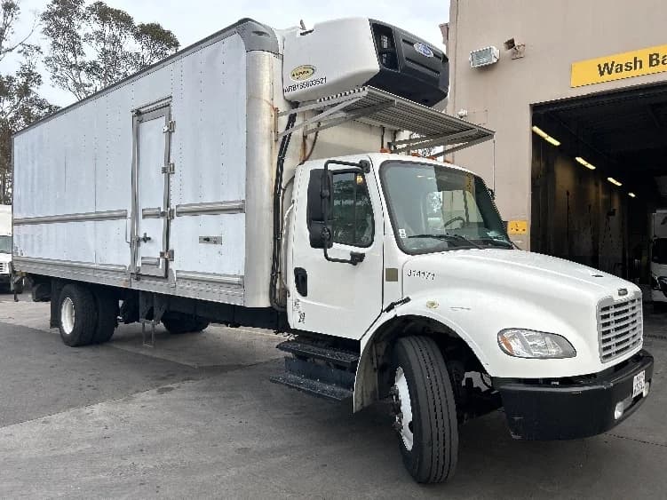 2018 Freightliner M2 106