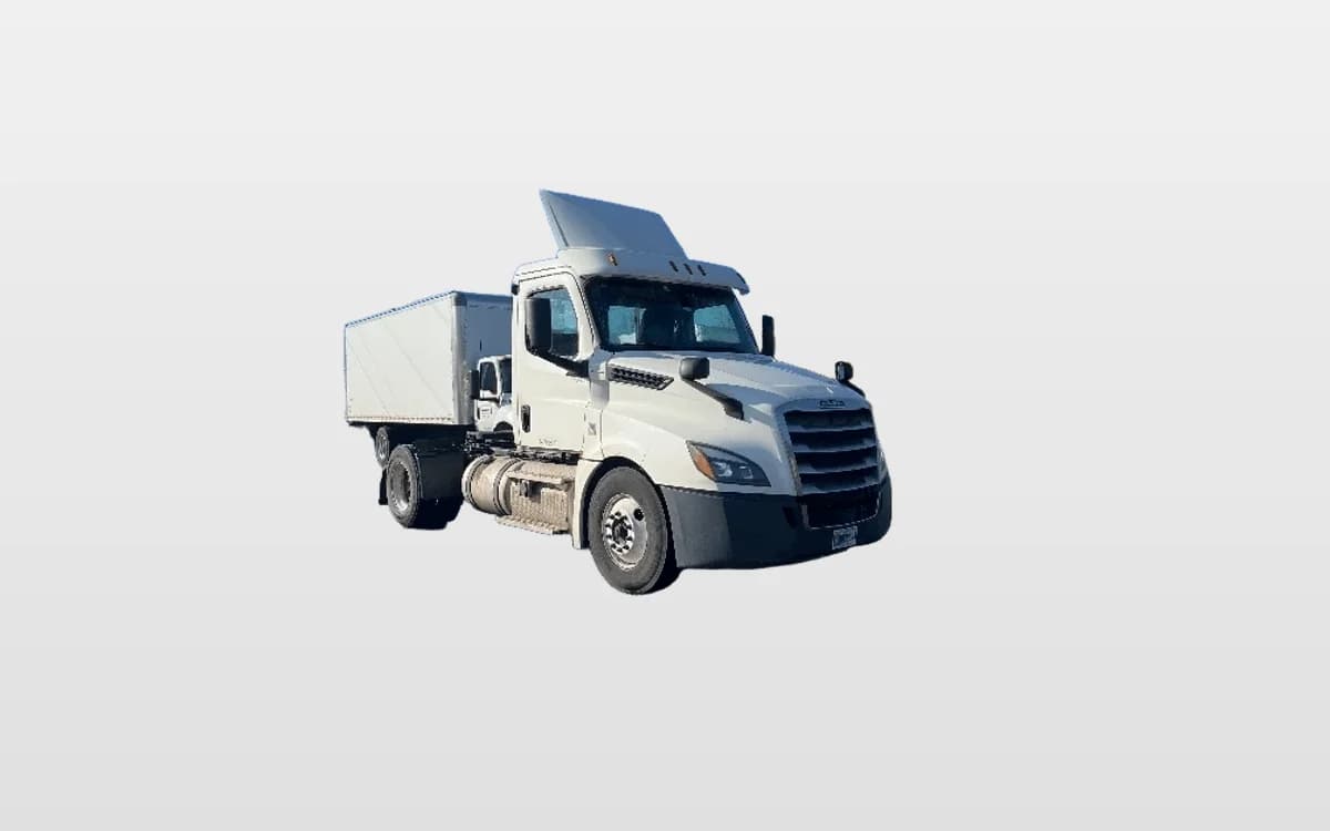 2020 Freightliner Cascadia — photo 1