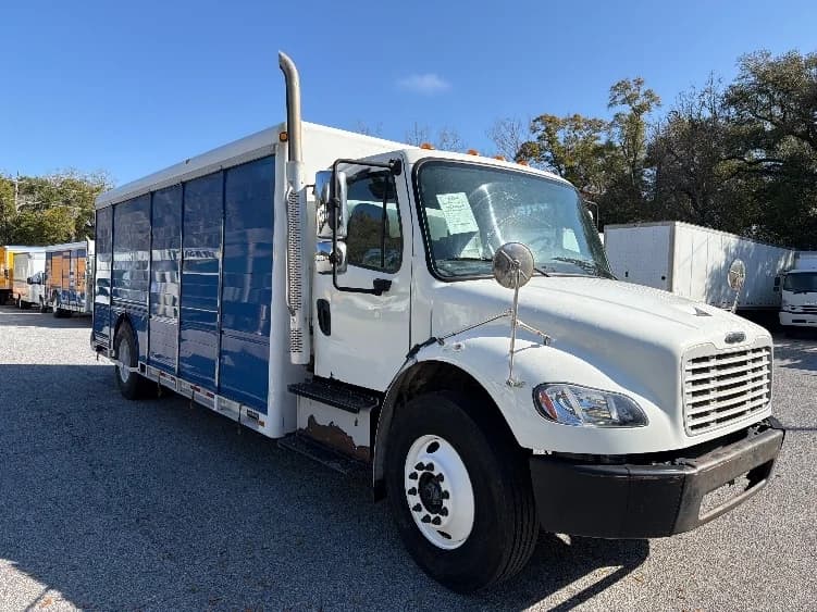 2014 Freightliner M2 106