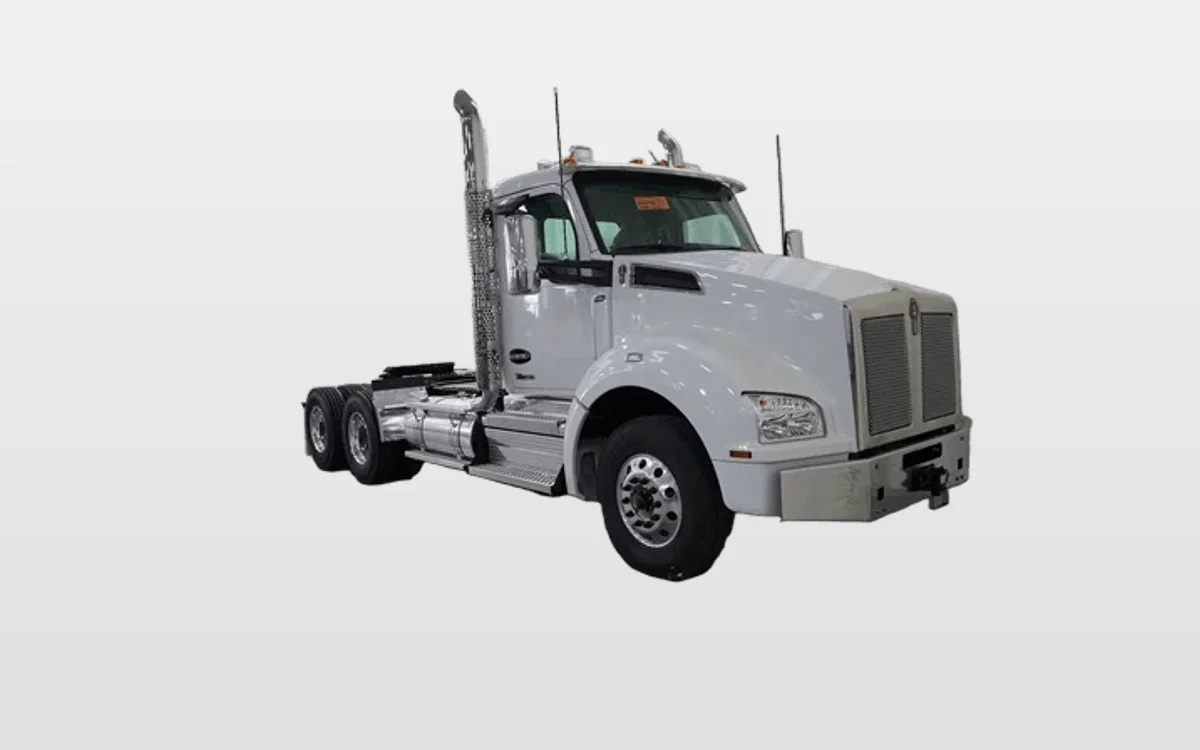 2027 Kenworth T880 — photo 1