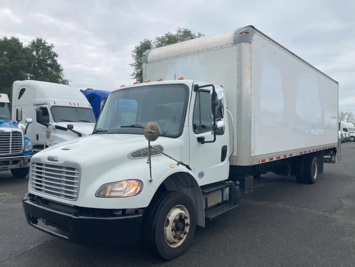 2018 Freightliner M2 106