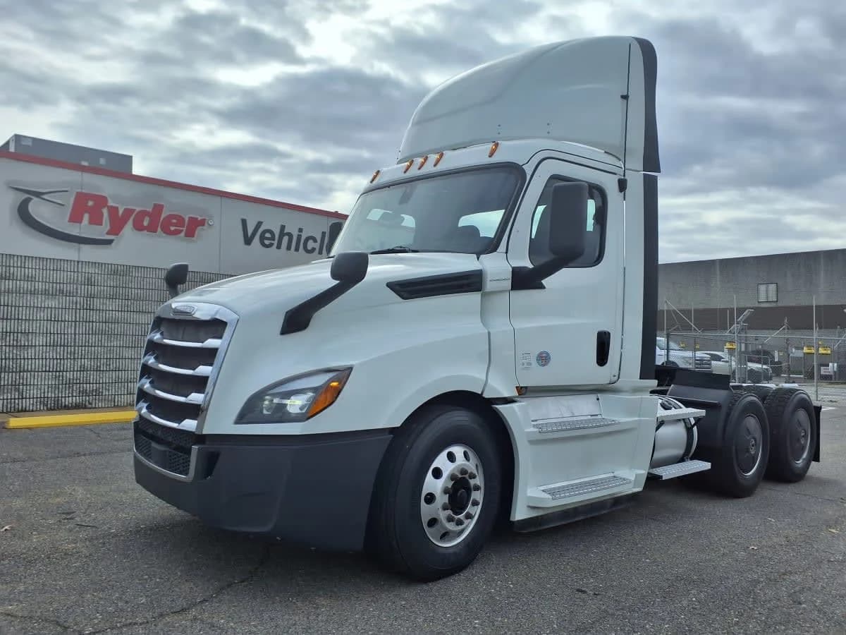 2020 Freightliner Cascadia