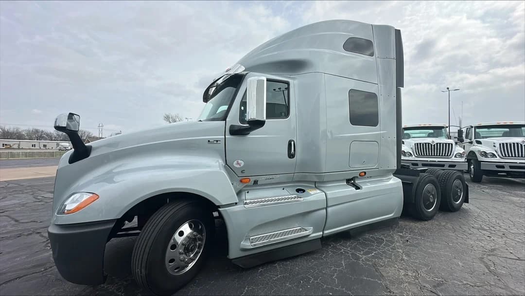 2023 International LT