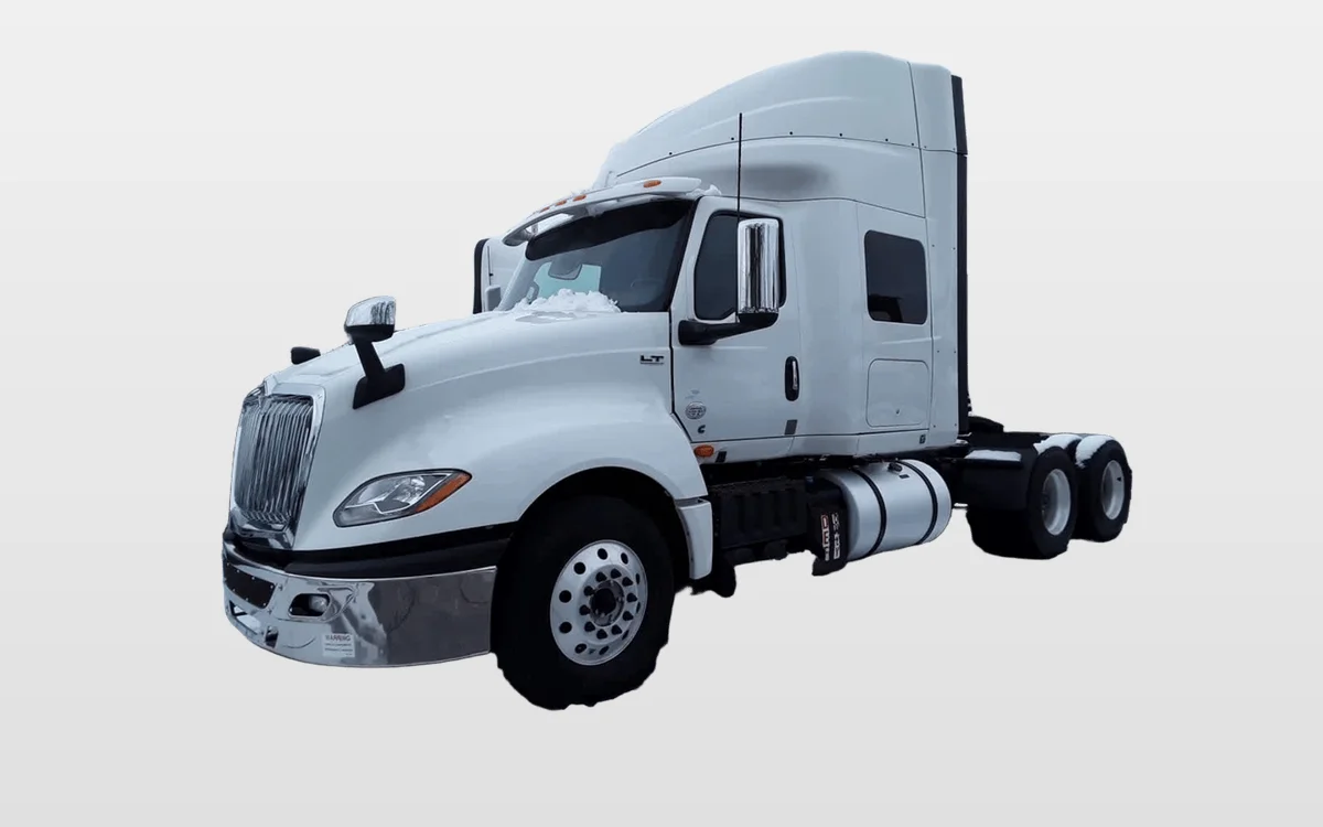 2020 International LT — photo 1