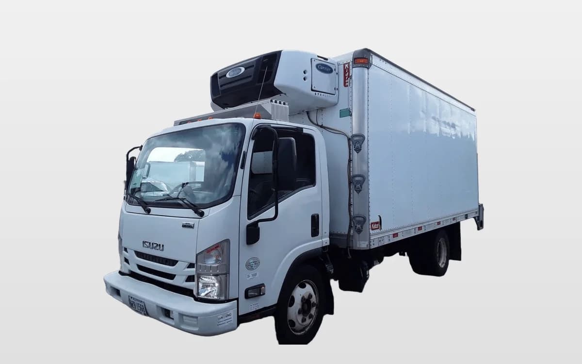 2017 Isuzu NQR — photo 1