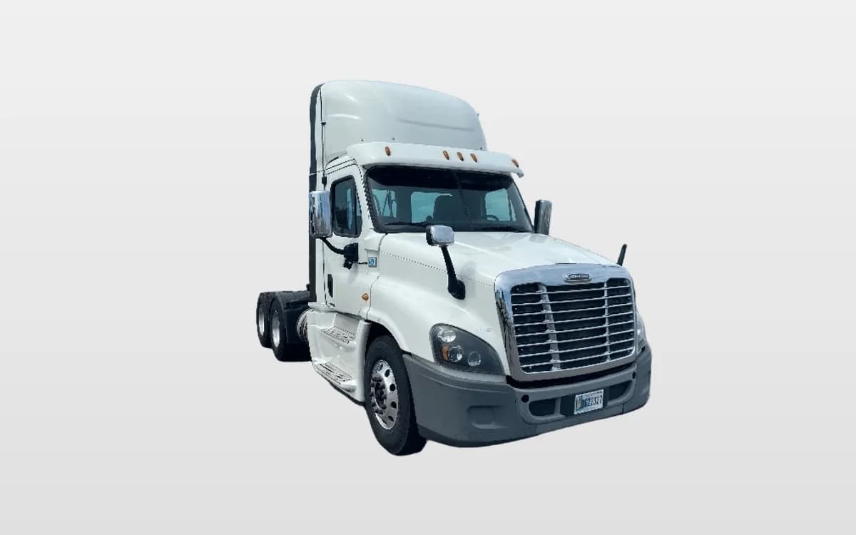 2018 Freightliner Cascadia — photo 1