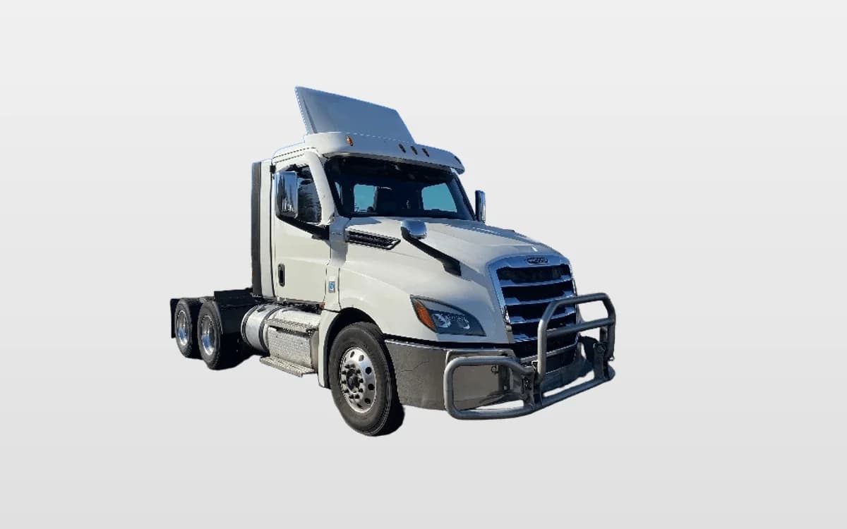 2021 Freightliner Cascadia — photo 1