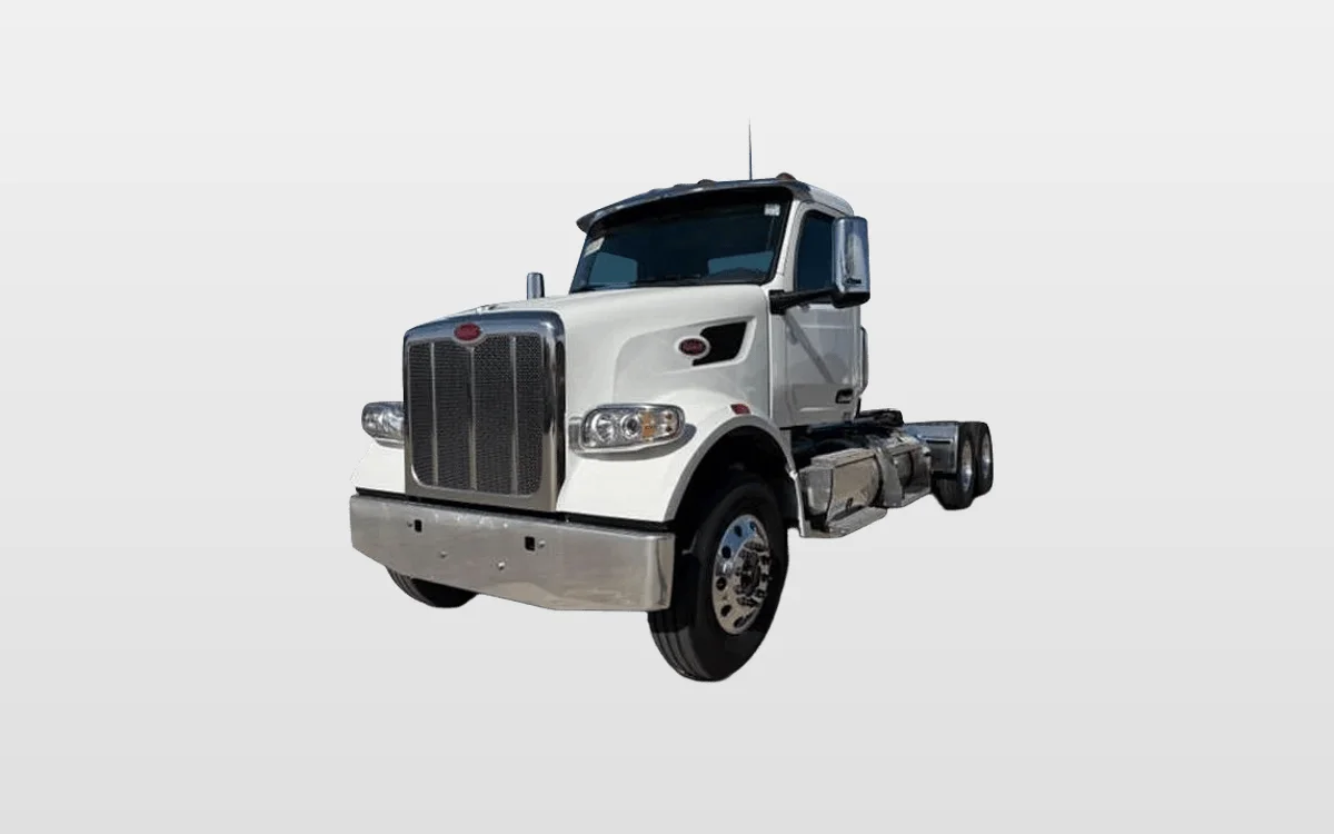 2027 Peterbilt 567 — photo 1