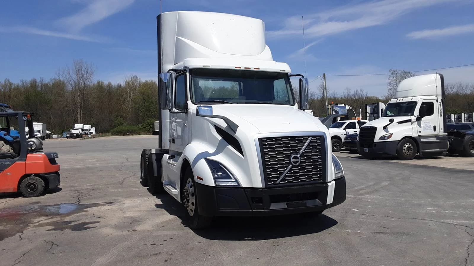 2019 Volvo VNL 300