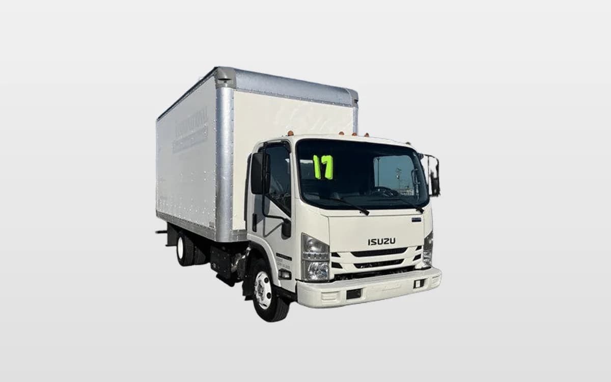 2017 Isuzu NPR — photo 1