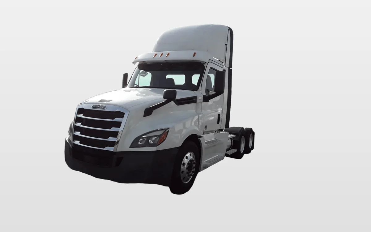 2020 Freightliner Cascadia — photo 1