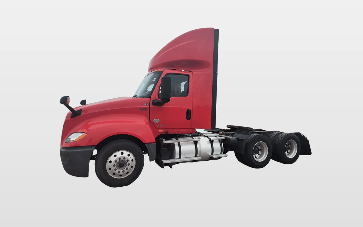 2020 International LT — photo 1