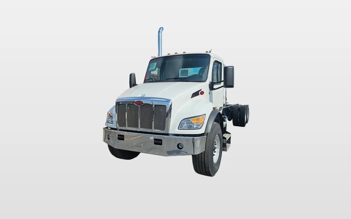 2025 Peterbilt 548 — photo 1