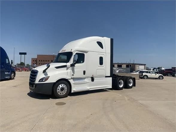 2023 Freightliner Cascadia