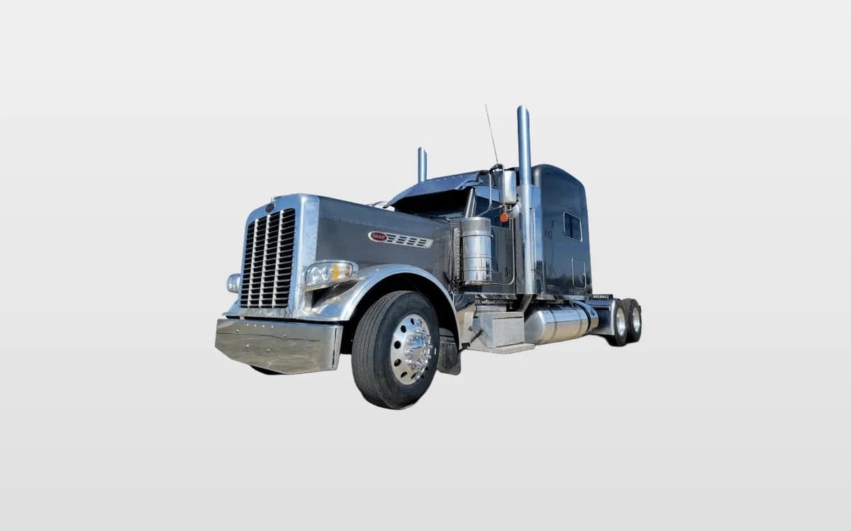 2021 Peterbilt 389 — photo 1