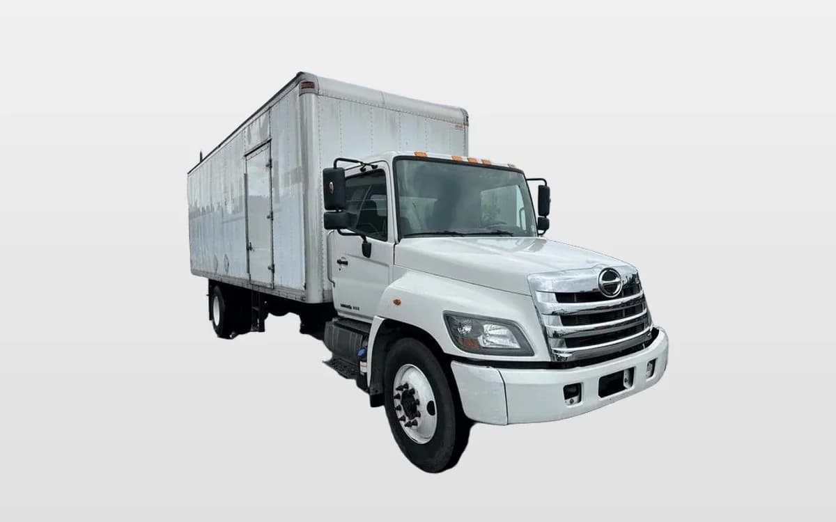 2020 Hino 268 — photo 1