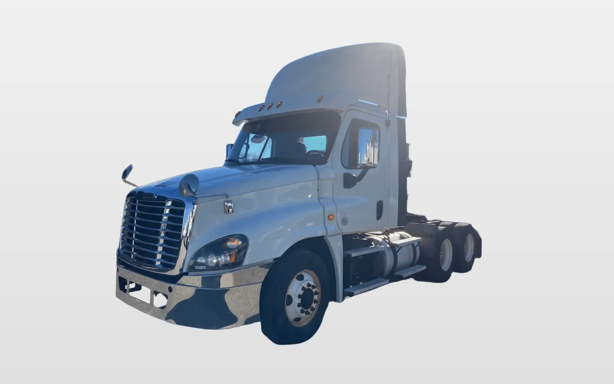 2020 Freightliner Cascadia — photo 1