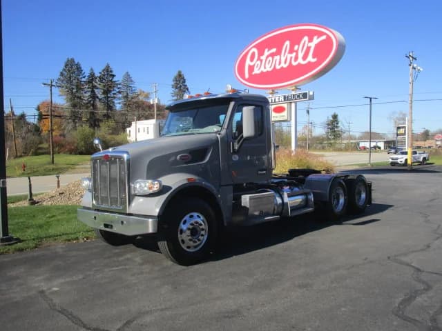 2020 Peterbilt 567