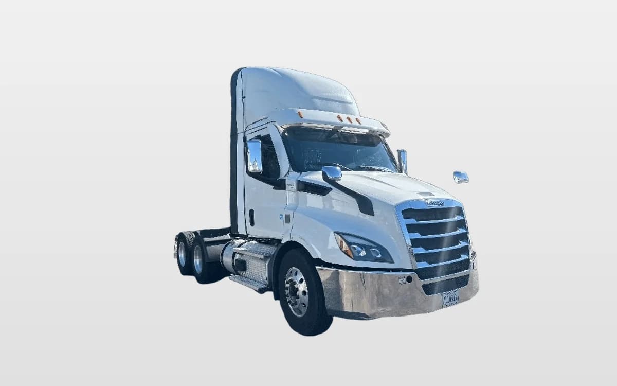 2021 Freightliner Cascadia — photo 1